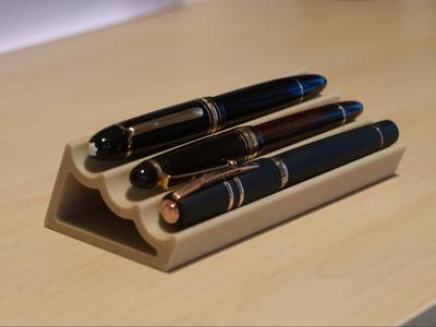 Pen Holder