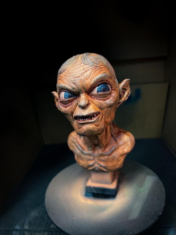 GOLUM BUST Support Free
