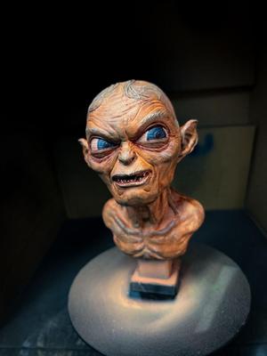 GOLUM BUST Support Free
