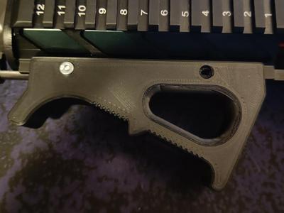 foregrip picatinny (angled)
