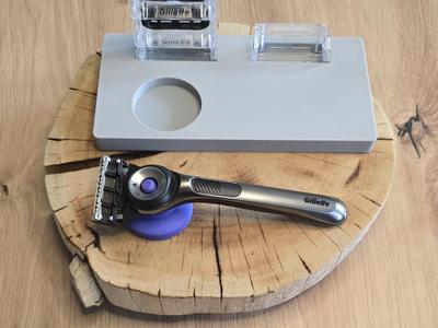 Gillette Labs Razor Station