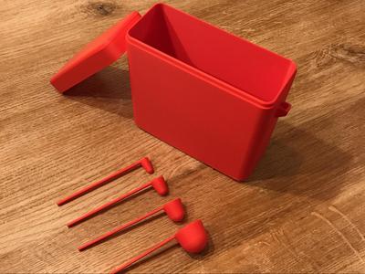 Storage box with 4 measuring spoons