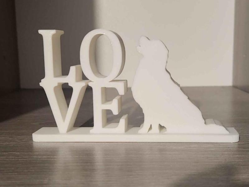 Golden Retriever Love Sign