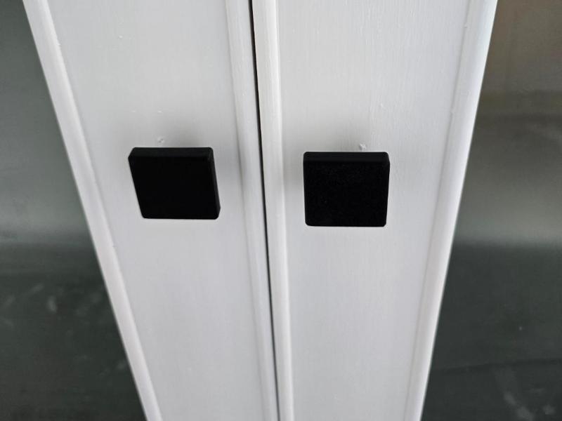 Pomo, replacement handle for kitchen door, closet