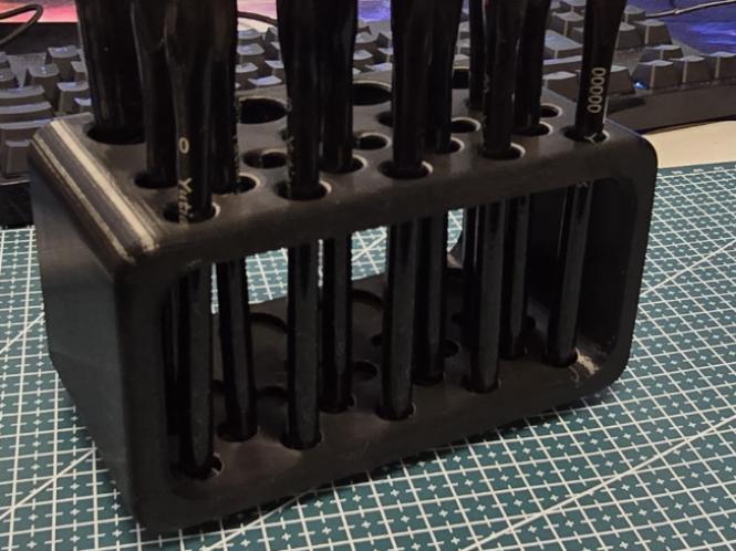 Brush Holder Modified V2 - No Supports