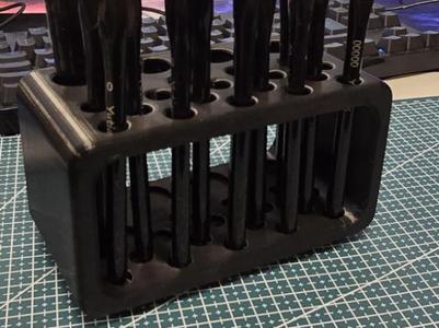 Brush Holder Modified V2 - No Supports