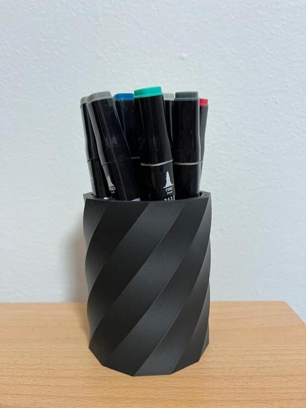 Pen holder
