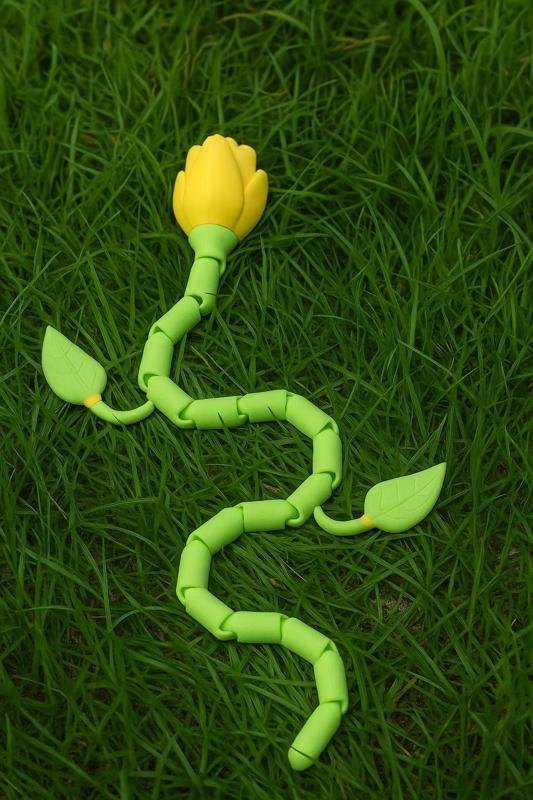 Tulip Articulated Flower Toy with Flexible Stem