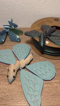 ARTICULATED BUTTERFLY