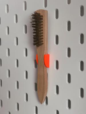 Skadis wire brush holder (simplified)
