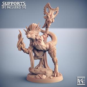 Coaxoch the Duchess - Lizards Beauty (Fantasy Pin-Up)