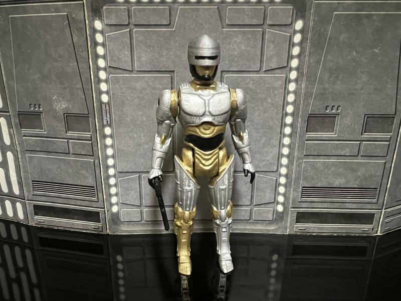 STAR WARS VINTAGE C-3PO ROBOCOP, UNPRODUCED KENNER, HASBRO ACTION FIGURE, 3.75", 1/18, 5POA