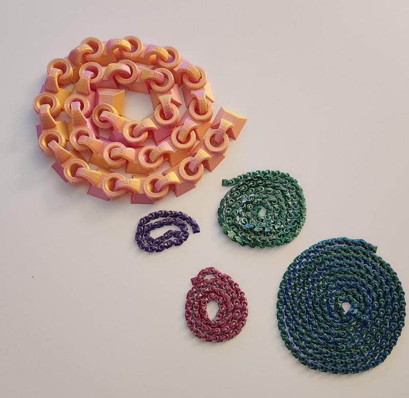 Useless Fidget Chain - No Support