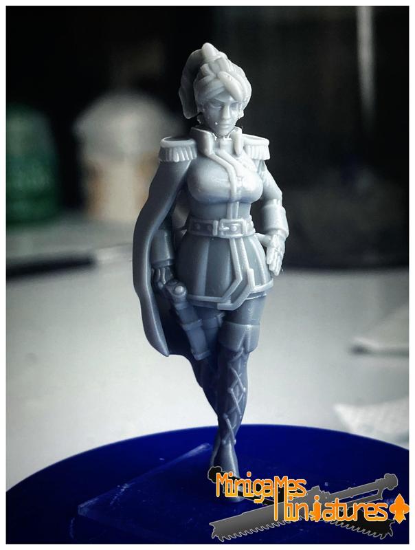 Lotara Sarrin anime figurine