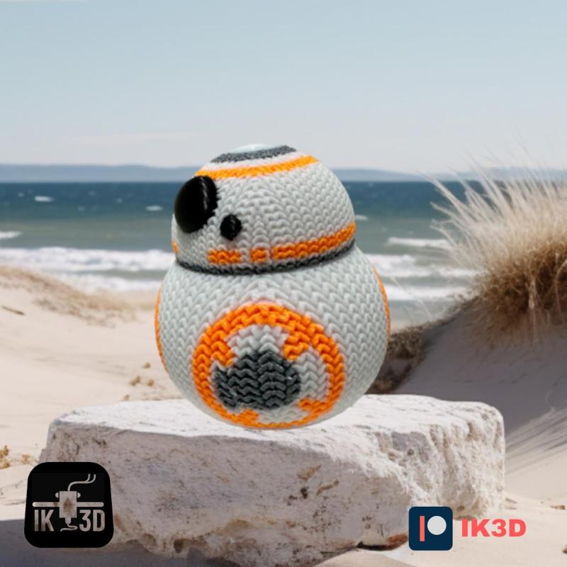 KNITTED BB8 DROID FIGURINE AND ORNAMENT - STAR WARS