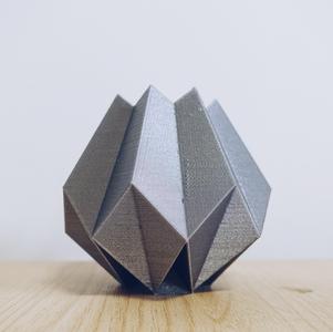 Low Poly Folded Vase