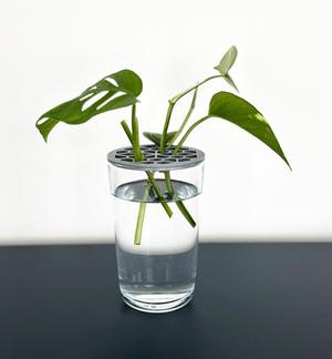 Flower arrangement insert for Ikea 365+ glass