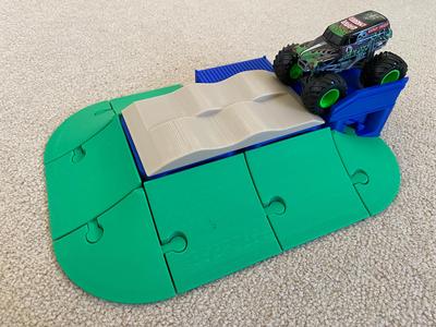 Hot Wheels Monster Truck Ramp Starter Set