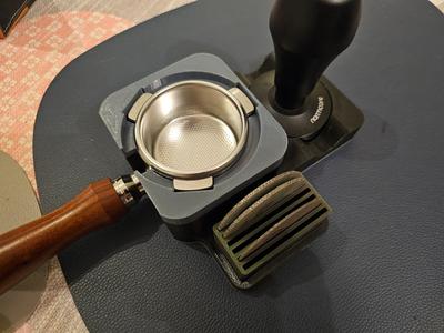 NOTSEK 54mm Bottomless Portafilter Tamping Station