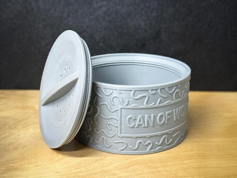 "Can Of Worms" Bait Can