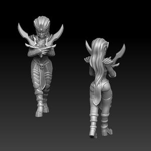 Dark elf female with crossed daggers