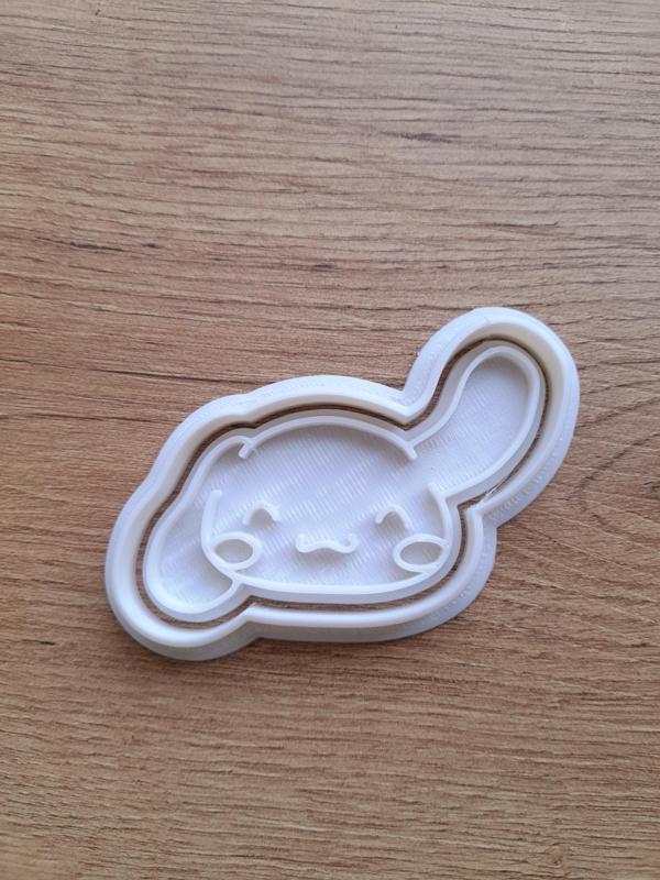 SANRIO CINNAMOROLL COOKIE CUTTER smiling