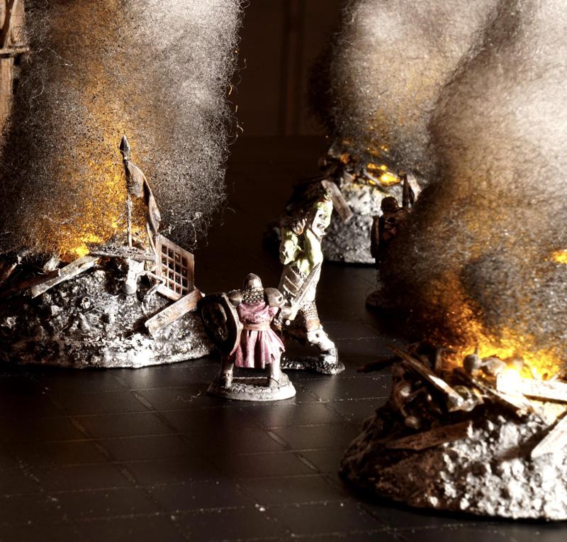 Burning Ruins - Tealight holder and accessories kit
