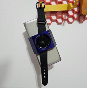 Brace for charging the Galaxy Watch on Samsung's Qi Powerbank