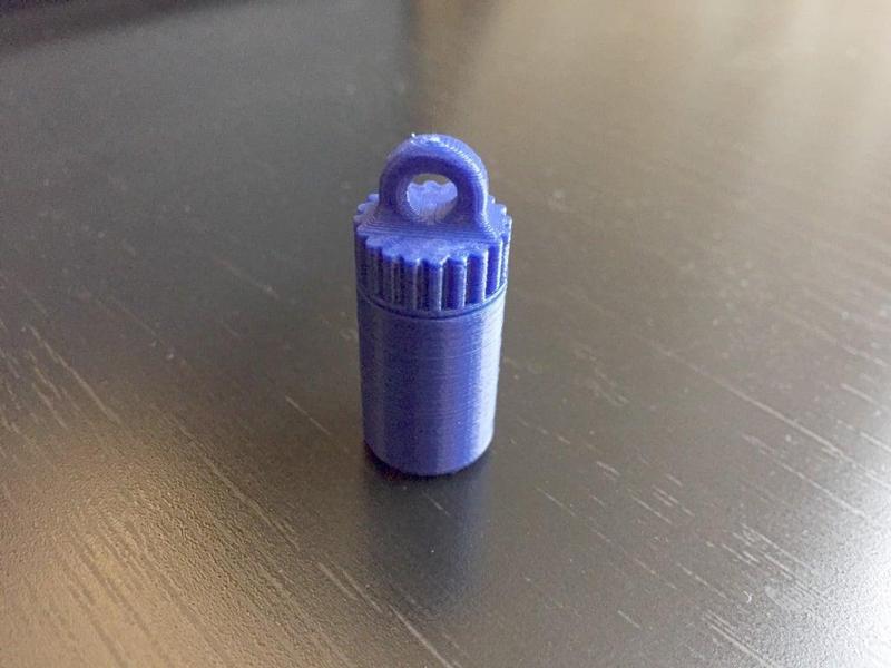 Keychain Pill Bottle - No Glue or Support