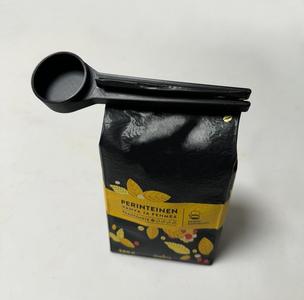 Coffee spoon with clip