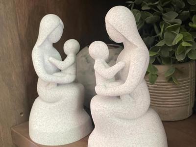 Mothers Day Sculpture / Art / Gift / Easy / 