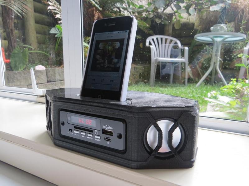 Portable Bluetooth Stereo Speaker