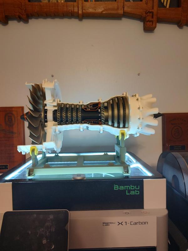 Jet Engine stand with non-slip