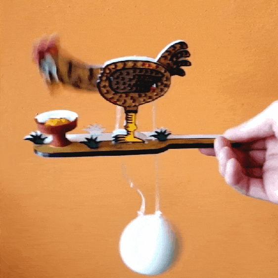 Pecking Chicken - Kinetic Toy