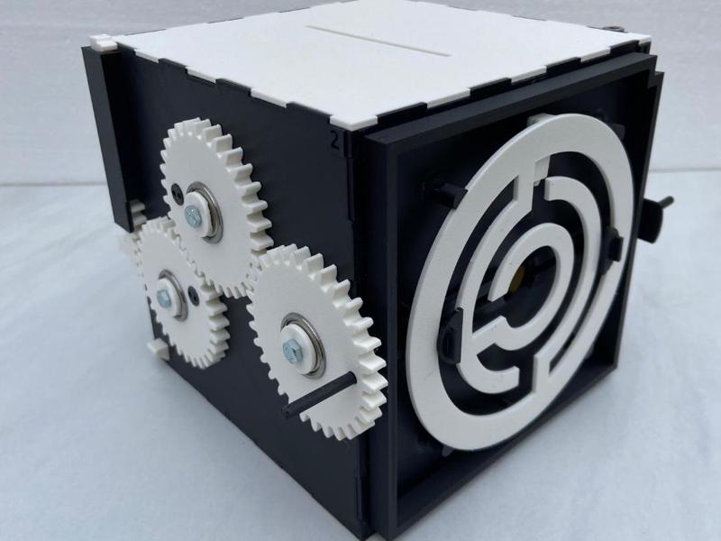 Four-Seal Vault – Shikuro – the escape box