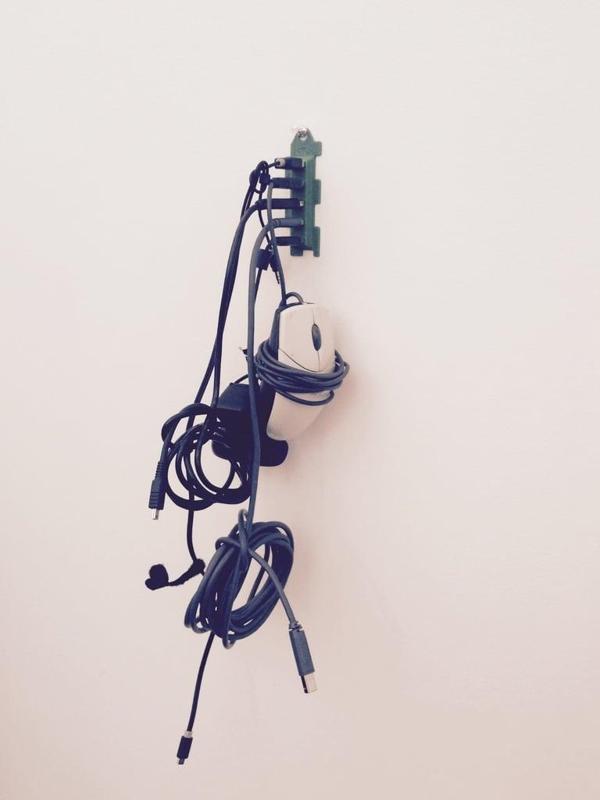 Push Pin USB Holder
