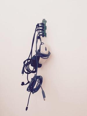 Push Pin USB Holder