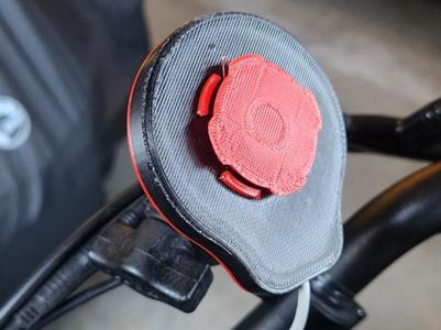 Quadlock Wireless Charger with Ball Mount