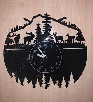 Hirschuhr Deer Clock