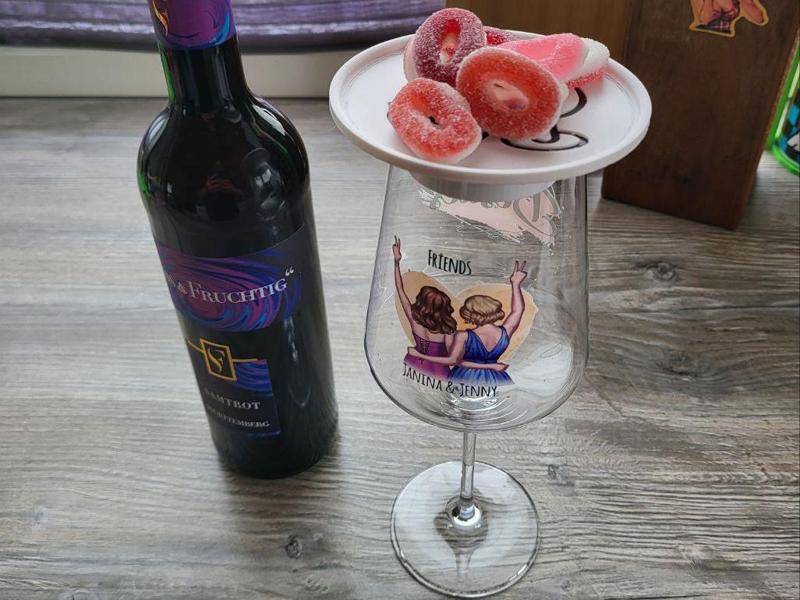 Wine Glass Snack Tray