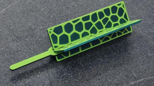 Collapsible Rolling Tray (Voronoi Design)