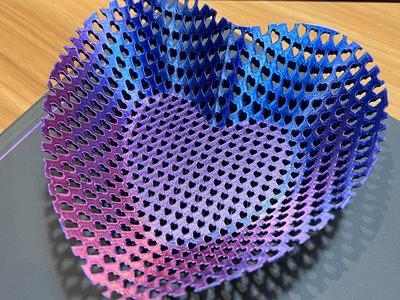 Love heart mesh basket ~ Valentines day!