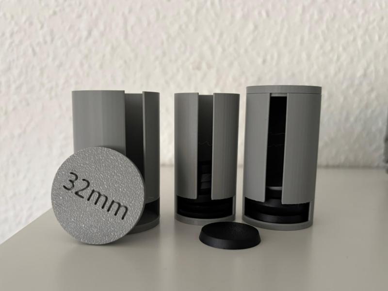 Dispender for Tabletop Bases (Warhammer,DND,etc.) 