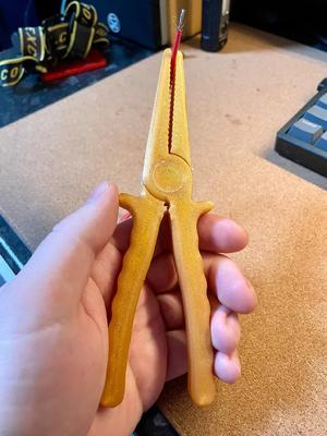 Remixed_Print in Place Pliers   