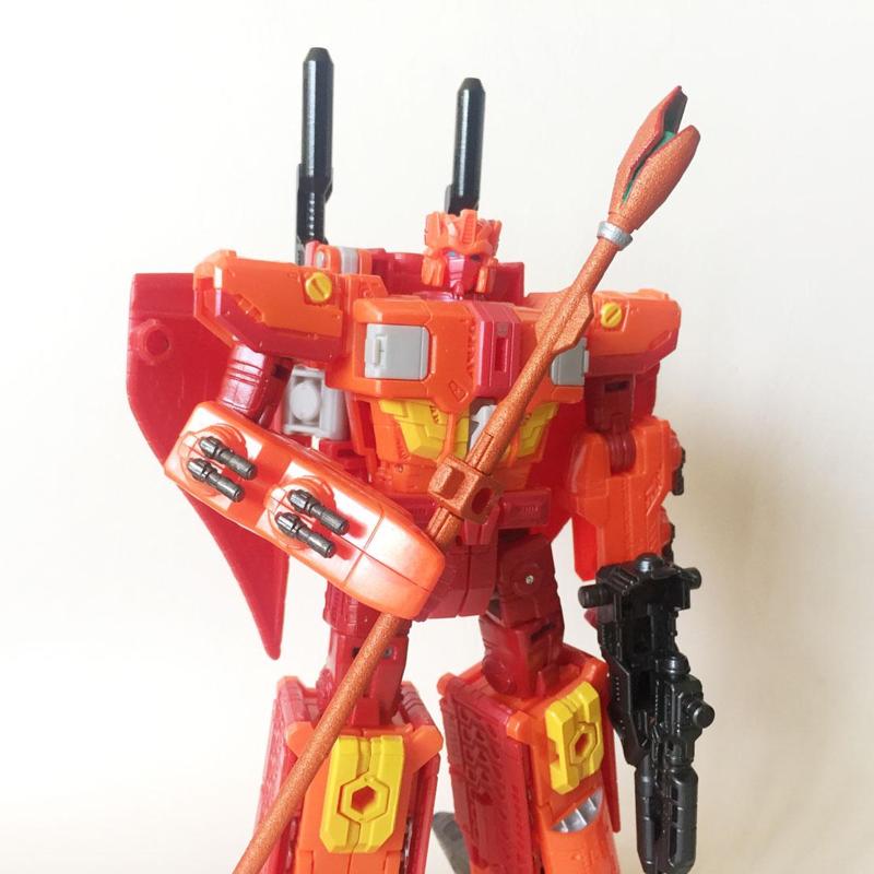 TF TR Sentinel Prime (IDW) Scepter & Pistols