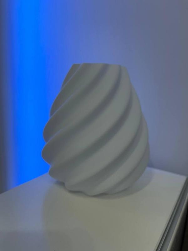 Soft twisted vase