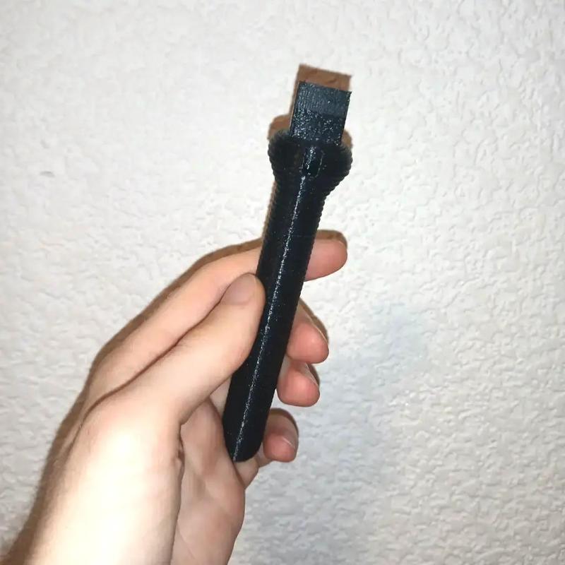 pen‑shaped scraper