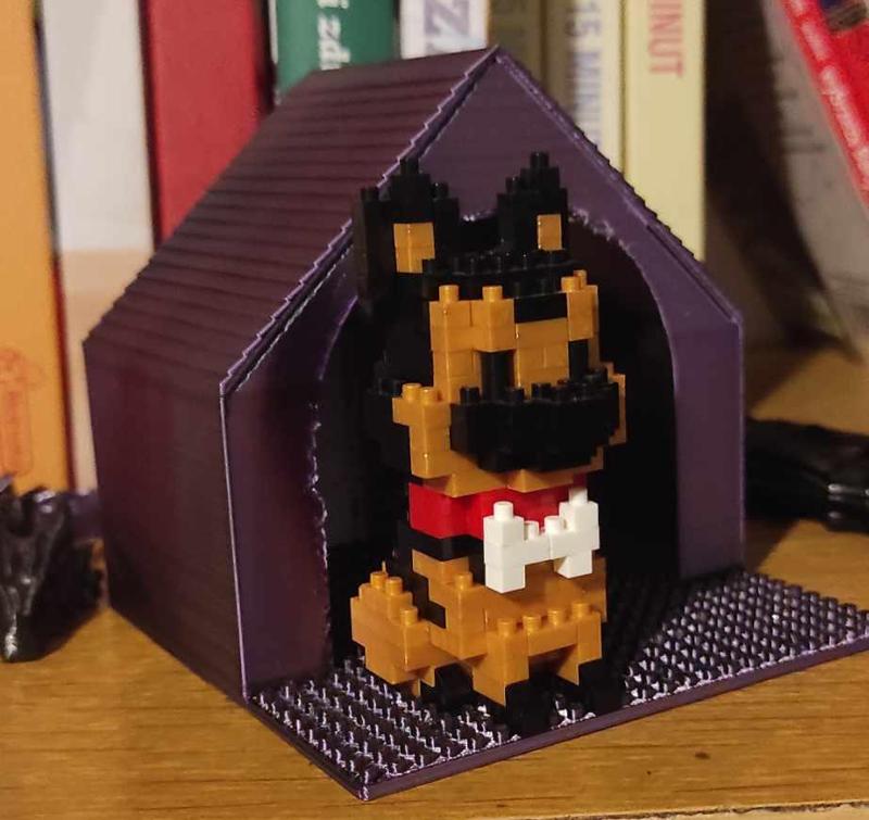 Mini Brick Dog House Expositor