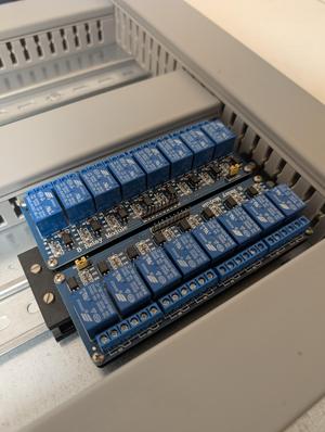 8 Kanal Relaismodul Hutschienenhalterung (DIN RAIL)