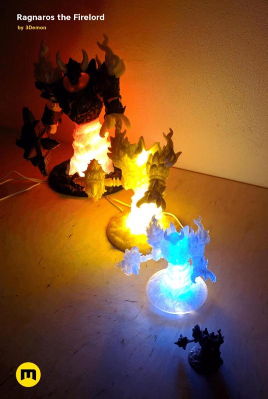 Ragnaros the Firelord's Figure and Lamp - WoW